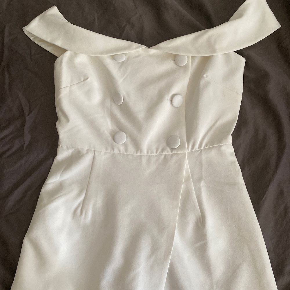 L’’ATISTE by Amy romper size M, Brand new
